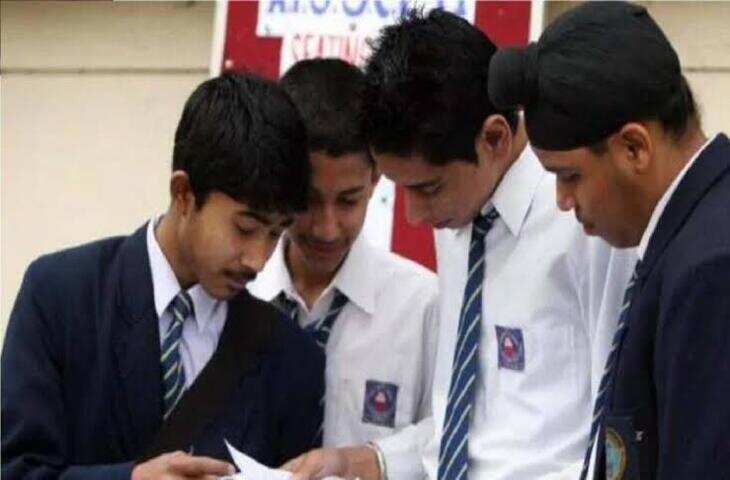 10वीं-12वीं के छात्रों का इंतजार खत्म! इस दिन आ सकती है CBSE बोर्ड परीक्षा की डेटशीट, ऐसे करें तुरंत डाउनलोड