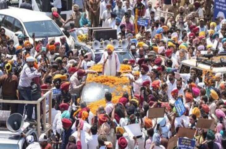 पंजाब में भाजपा कार्यालयों पर हमले, वीडियो में जाने मोहाली और तरनतारन में हंगामा व तोड़फोड़