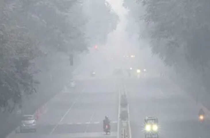कोहरे और धुंध की चादर में ढकी दिल्ली, 500 के करीब पहुंचा AQI