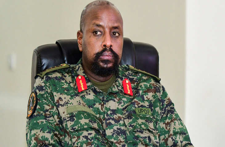 युगांडा के आर्मी चीफ का विवादित बयान, वीडियो में देंखे तुर्किये से 1 अरब डॉलर और &lsquo;सबसे खूबसूरत महिला&rsquo; की मांग