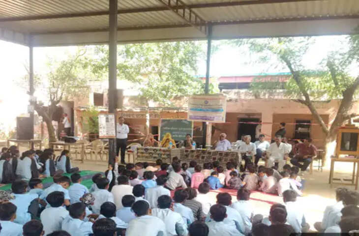 जायल स्कूल में बच्चों को गुड टच-बैड टच की जानकारी, बोले- गलत स्पर्श पर दृढ़ता से &lsquo;रुकिए&rsquo; कहें; 1098 हेल्पलाइन बताई