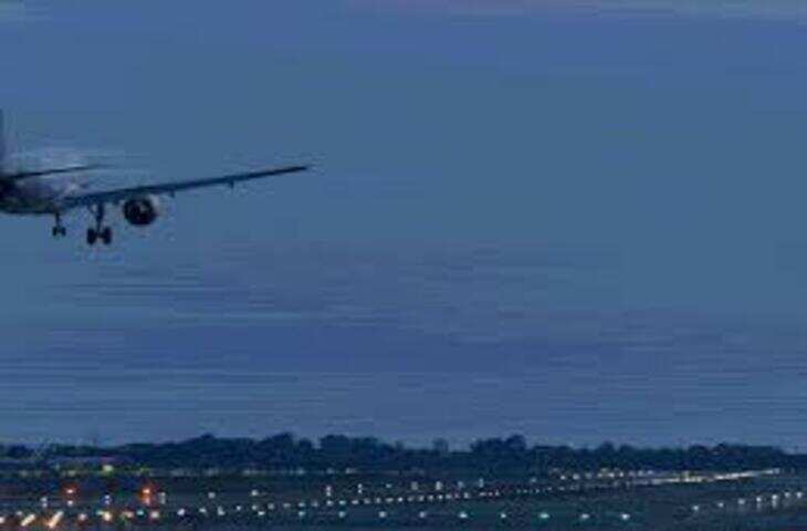 30 हजार फीट की ऊंचाई पर इंडिगो फ्लाइट में हंगामा, वीडियो में जाने IPS अधिकारी की सूझबूझ से टला बड़ा हादसा