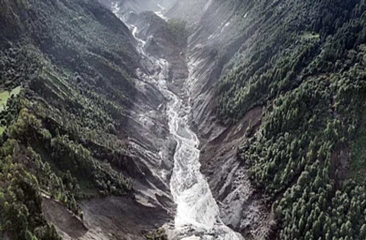 Upper Trishuli नदी का खौफनाक वीडियो वायरल, तेज बहाव और उफनती लहरों ने बढ़ाई चिंता