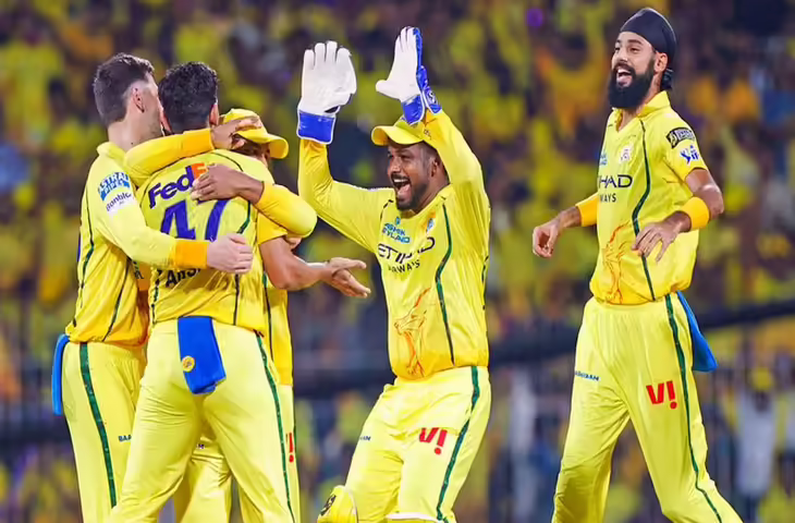 IPL Playoff Race: आज GT के खिलाफ हारते ही CSK का सफर खत्म, समझें आसान भाषा में पूरा समीकरण