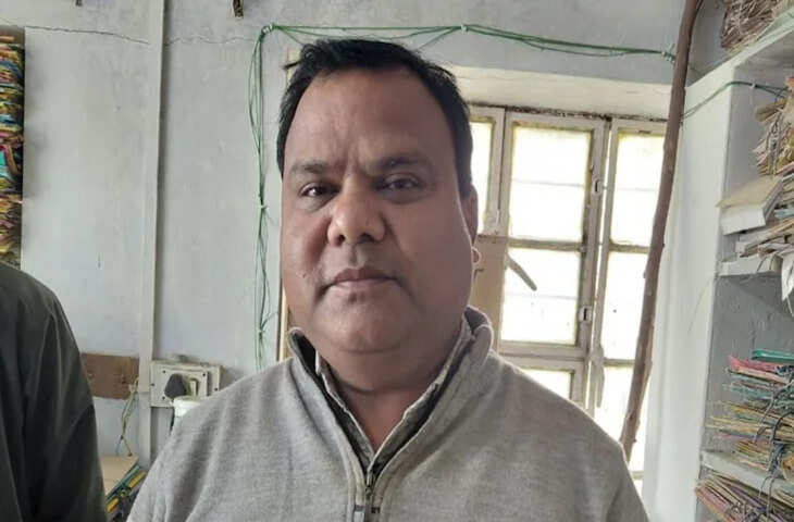 इंजीनियर सुपरवाइजर का प्रधानमंत्री मुफ्त बिजली योजना में खेल, 14000 रिश्वत लेते रंगे हाथ गिरफ्तार