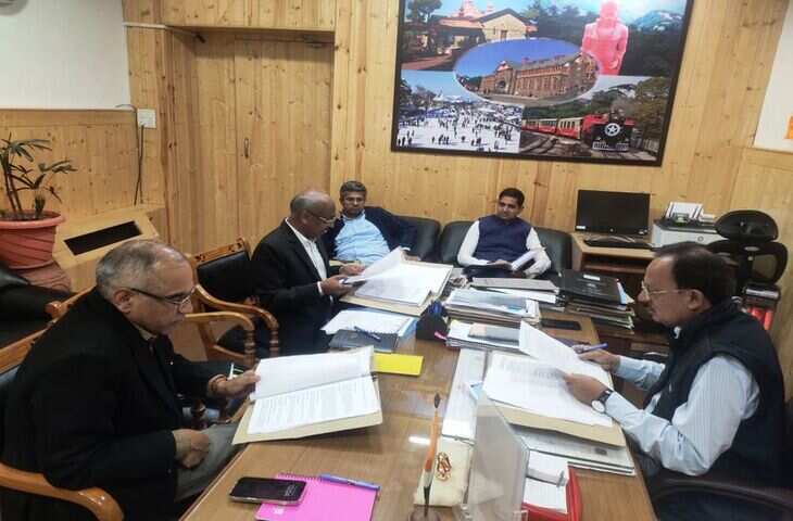 सरकारी बोर्ड, निगम 240 बची हुई शराब की दुकानों का संचालन करेंगे: मंत्री