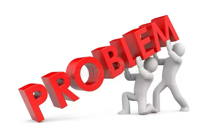 Varanasi &nbsp;समस्याएं घनी, हाकिम आश्वासनों के धनीवरुणापार के कई इलाकों में जाम नालियों और सीवर ओवरफ्लो की समस्या से परेशान हैं लोग