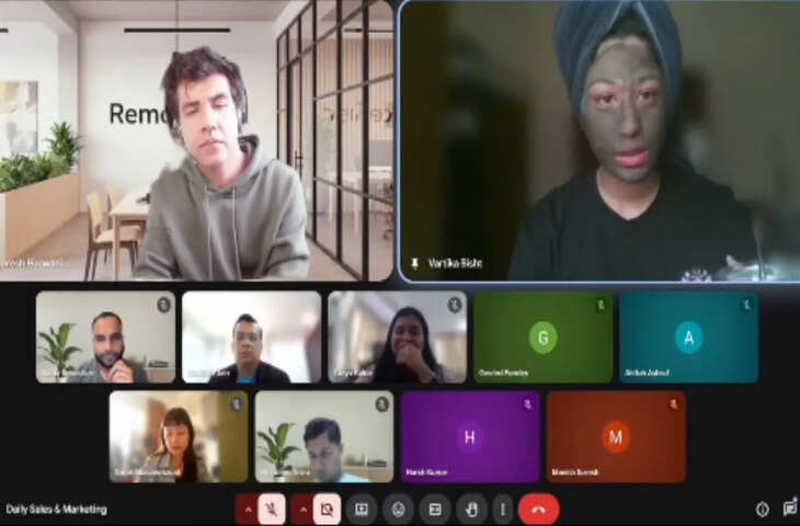 Gen-Z कर्मचारी का मजेदार प्रैंक, ऑनलाइन मीटिंग में फेस पैक लगाकर शामिल हुई&mdash;बॉस का रिएक्शन वायरल