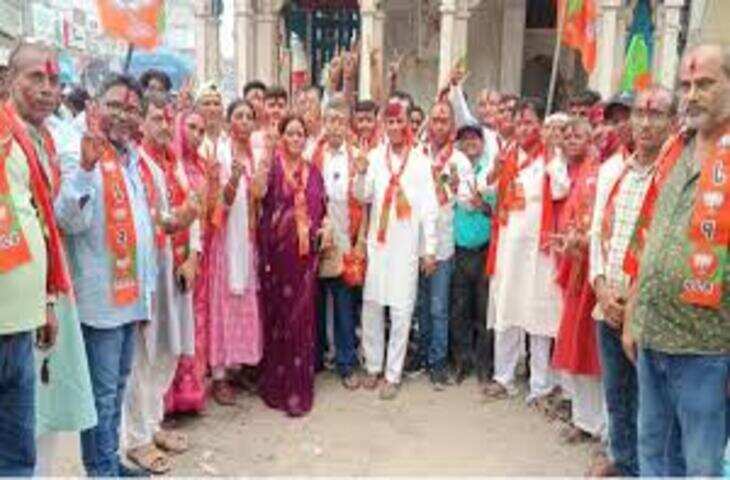 वाराणसी में दर्दनाक हादसा, सेल्फी लेते समय गंगा में गिरे बीजेपी श्रमिक महासंघ के प्रदेश मंत्री, वीडियो में जाने 7 घंटे बाद मिला शव