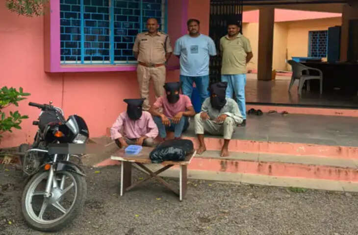 देवास में मोबाइल और बैग लूटने वाले तीन आरोपी गिरफ्तार, डंडे से हमला कर की थी वारदात
