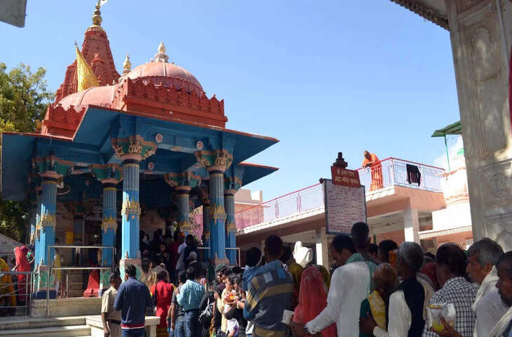 पुष्कर का इतिहास VIDEO क्यों खास है ब्रह्मा नगरी, दुनिया के प्रमुख ब्रह्मा मंदिर की धार्मिक मान्यता जानिए