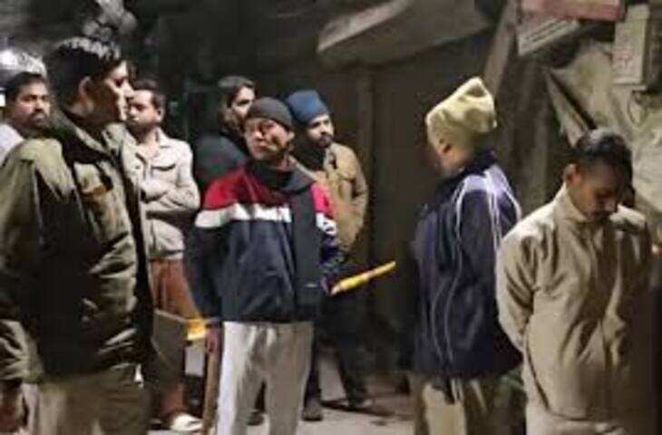 दिल्ली जाफराबाद में दो भाइयों की बेरहमी से हत्या, अवैध हथियार तस्करी और मुखबिरी का शक बना कारण