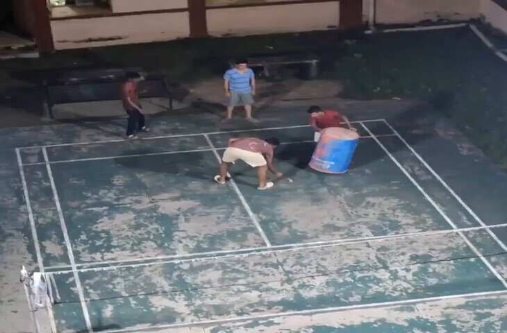 ,
