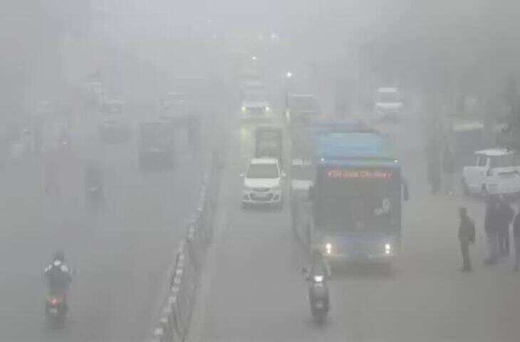 Delhi Weather Today: साफ रहेगा आसमान, तेज धूप से बढ़ेगी गर्मी; प्रदूषण ने बढ़ाई चिंता