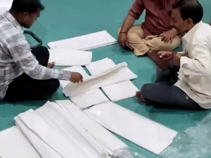 ग्वालियर की महीन मलमल खादी अब खाड़ी देशों तक पहुंची, पारंपरिक बुनकरों के हुनर को मिला नया बाजार