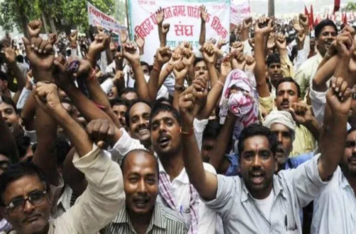 कॉन्ट्रैक्ट शिक्षकों को सुप्रीम कोर्ट से झटका, समान वेतन की मांग खारिज