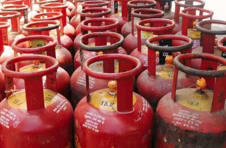 LPG Gas Cylinder Price Today: 27 जुलाई को बदले क्या गैस सिलेंडर के दाम? जानें घरेलू और कमर्शियल LPG के ताजा रेट​​​​​​​