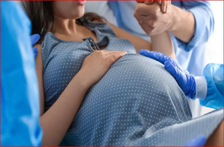 लेबर पेन में अचानक निकलने लगे नवजात के पैर, खींचते ही अलग हो गया धड़, सिर पेट में फंसा रहा&hellip; ऐसे बची महिला की जान