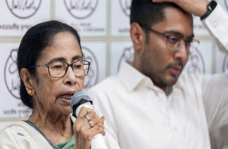 ममता बनर्जी की बढ़ीं मुश्किलें! चुनाव चिह्न बदलते ही TMC के एक और उम्मीदवार ने मैदान छोड़ा, जानिए पूरा मामला