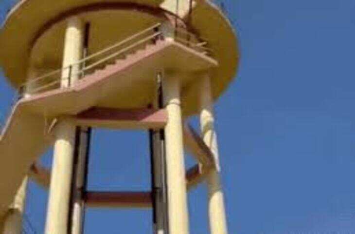 उदयपुर में हाई वोल्टेज ड्रामा, लापता पति की तलाश को लेकर पानी की टंकी पर चढ़ी महिला, वीडियो में देंखे 6 घंटे बाद नीचे उतरी