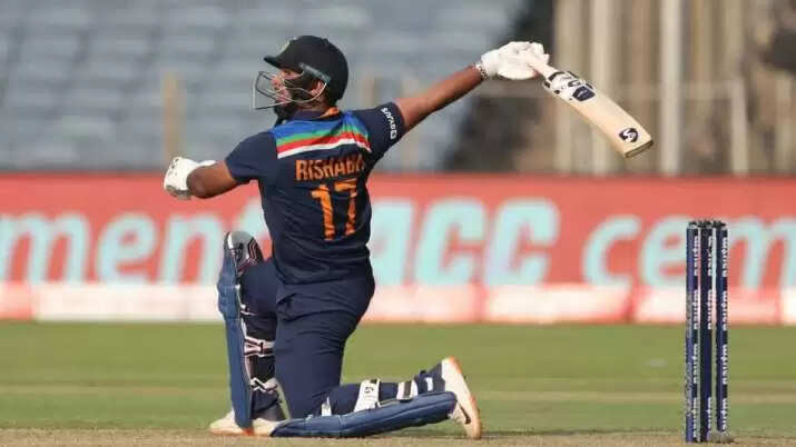 IPL 2022 Bhuvneshwar Kumar GT VS SRH111.JPG