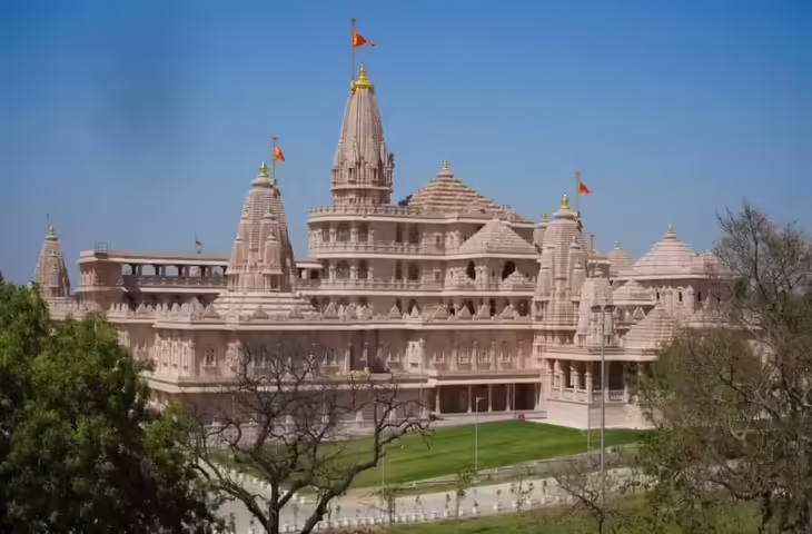 'रामधन की लूट....' राम मंदिर दान घोटाला मामले में कहाँ तक पहुंची SIT की जांच ? किस-किसपर लगे आरोप, एक क्लिक में जाने सबकुछ&nbsp;