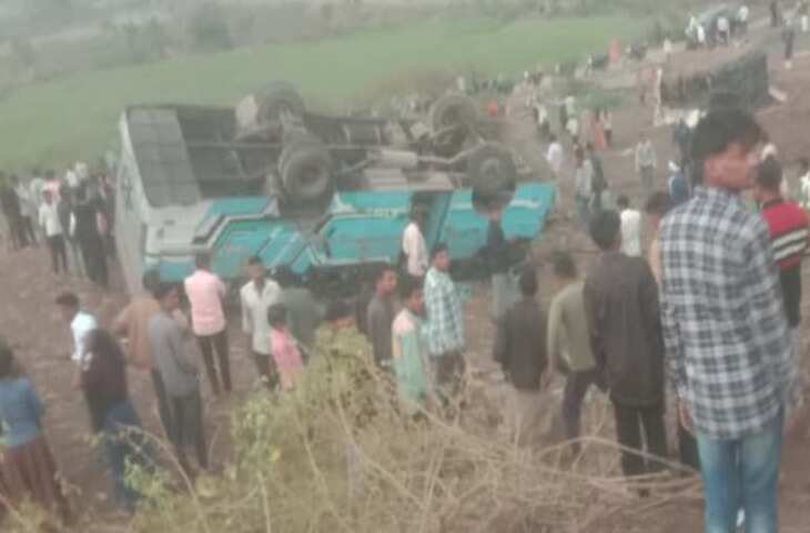 बांसवाड़ा में बारात लौट रही बस पलटी, तीन की मौत और 30 से अधिक घायल