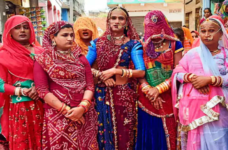 Udaipur  के ओगणा में शादी में किन्नर धर्म की बहनो ने निभाई पीहर पक्ष की भूमिका