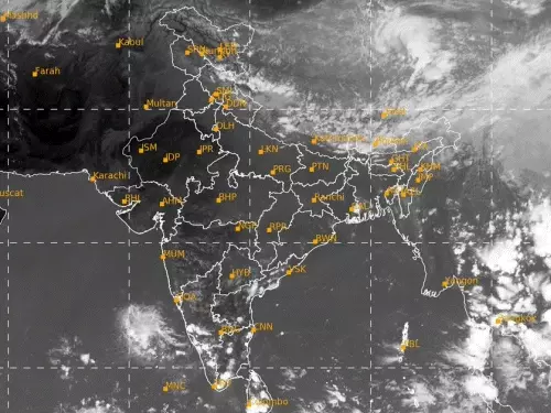 Weather Update: बारिश थमी फिर भी बाढ़ से बेहाल यूपी-बिहार, MP में गिरेगा पारा तो राजस्थान में बढ़ी गर्मी