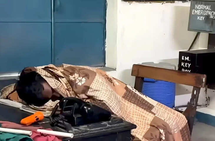 मोकामा जंक्शन पर गेटमैन की लापरवाही से रेल संचालन बाधित, तीन ट्रेनें 10 मिनट तक रुकीं