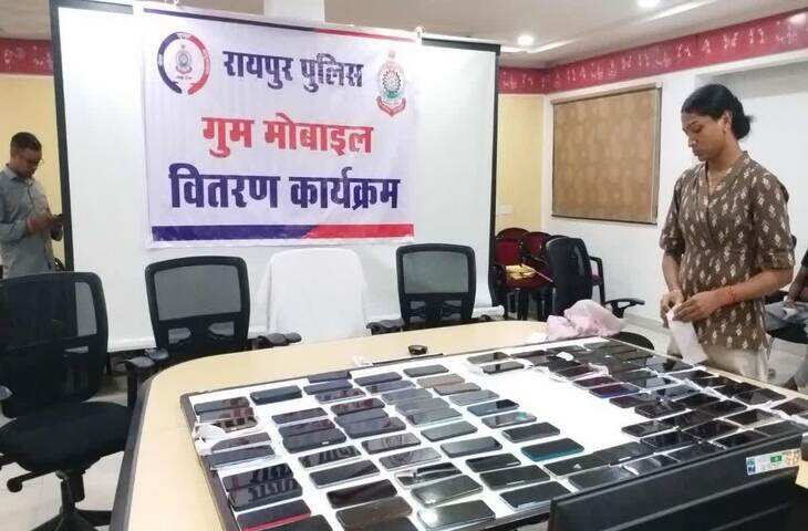 रायपुर पुलिस ने तकनीक और त्वरित कार्रवाई से बरामद किए 250 से अधिक गुम हुए मोबाइल फोन, मालिकों को सौंपे