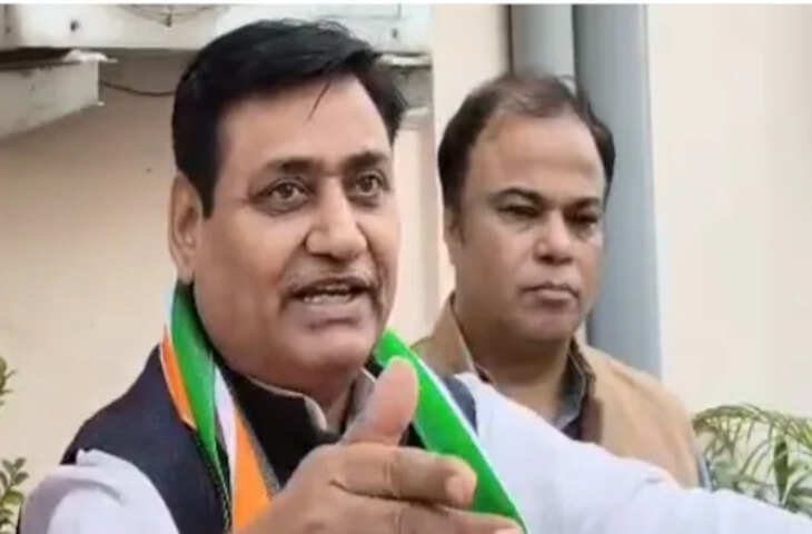 केकड़ी में हेड कॉन्स्टेबल सस्पेंशन पर गरमाई सियासत, फुटेज में देखें डोटासरा बोले पुलिस वर्दी रौंदी जा रही और सरकार मूकदर्शक