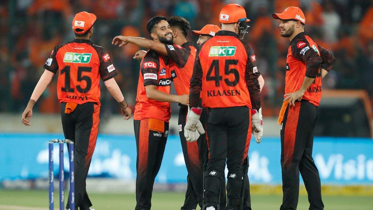 IPL 2024 से पहले हैदराबाद की टीम में हुई चैंपियन खिलाडीयों की एंट्री, देखें SRH के लिए कौन कौन खेलेगा