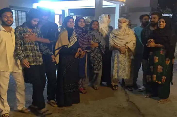 बालाघाट में नशे के खिलाफ सड़क पर उतरीं महिलाएं: तलवार लेकर घर में घुसने का आरोप, कोतवाली पहुंचकर की सख्त कार्रवाई की मांग