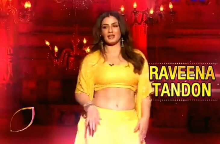 रवीना टंडन ने एक बार फिर टिप टिप बरसा पानी पर लगाए ठुमके, लड़के हुए मदहोश&nbsp;