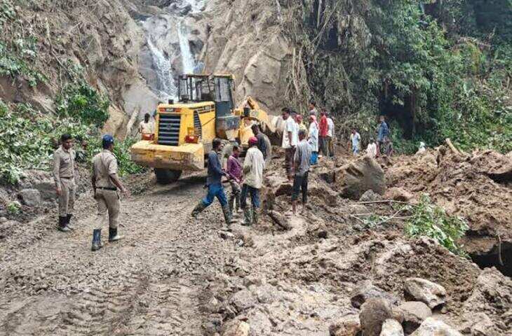 उत्तराखंड में बारिश का कहर, वीडियो में देंखे कुमाऊं में 6 लोगों की मौत, 88 सड़कें बंद; नैनीताल सबसे ज्यादा प्रभावित