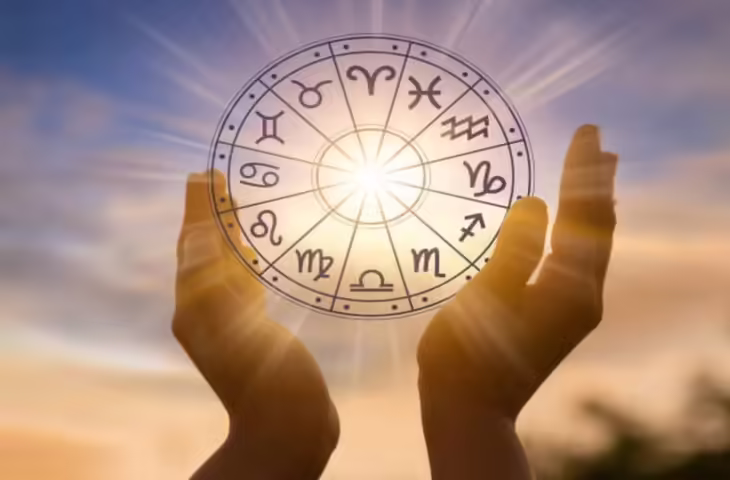 Guru Nakshatra Gochar 2026: पुष्य नक्षत्र में गुरु का प्रवेश चमकाएगा किस्मत, इन राशियों को मिलेगा धन, पद और भाग्य का साथ
