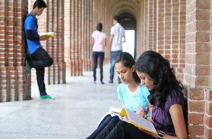 Academic Freedom Report 2026: भारत में शैक्षणिक स्वतंत्रता पर उठे सवाल, Scholars at Risk की रिपोर्ट में क्या कहा गया?