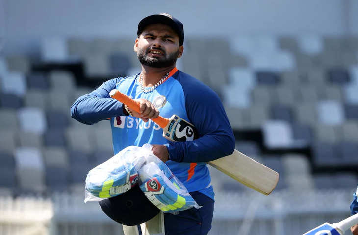 “भगवान का शुक्र है पनौती चला गया”,बाहर होने पर झूम उठे फैंस  Rishabh Pant के वनडे सीरीज से, सोशल मीडिया पर आई मीम्स की बाढ़