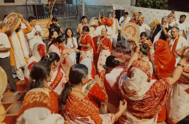 सिद्धार्थ नगर में फाल्गुन मास की भक्ति और मस्ती का संगम, राममय माहौल में रंगीली होली