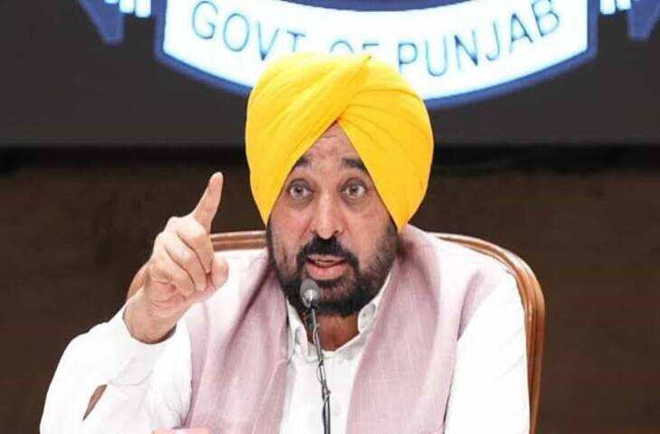 दिल्ली एयरपोर्ट पर 2 घंटे रोके जाने पर बोले भगवंत मान, वीडियो में कहा- कस्टम ने सामान चेक किया, कुछ नहीं मिला; ज्ञानेश कुमार के भाई पर लगाए आरोप