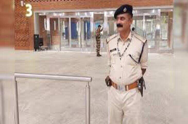 दिल्ली एयरपोर्ट पर CISF की ईमानदारी, जर्मन महिला का खोया बैग लौटाया