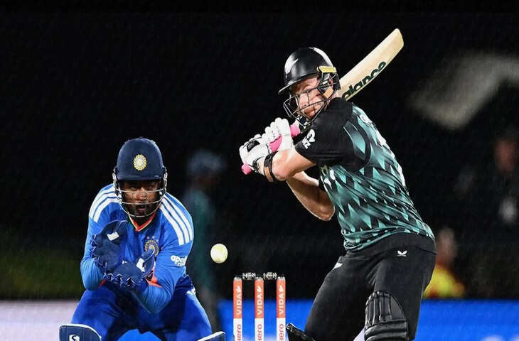 ND vs NZ 2nd T20 Live: 163 रन पर न्यूजीलैंड को चौथा झटका, खतरनाक ग्लेन फिलिप्स आउट; भारत की वापसी की कोशिश तेज,&nbsp;स्कोर 163/4