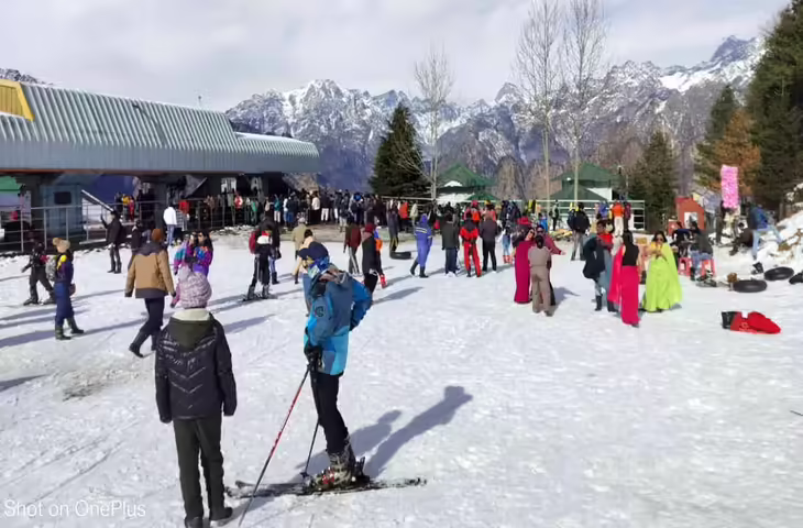 क्रिसमस से न्यू ईयर ईव तक देश में कैसा रहेगा मौसम का मिज़ाज, जानिए&nbsp;दिल्ली से&nbsp; उत्तराखंड तक के मौसम का हाल&nbsp;