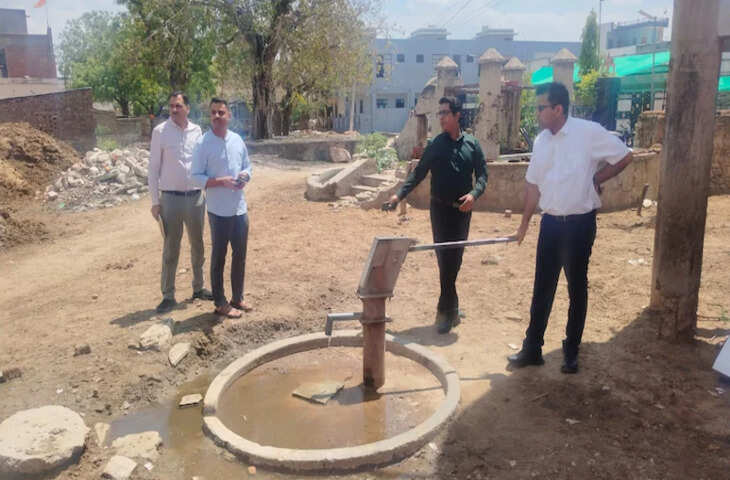जयपुर में पेयजल संकट को लेकर प्रशासन अलर्ट, कलेक्टर ने ग्रामीण क्षेत्रों का किया निरीक्षण