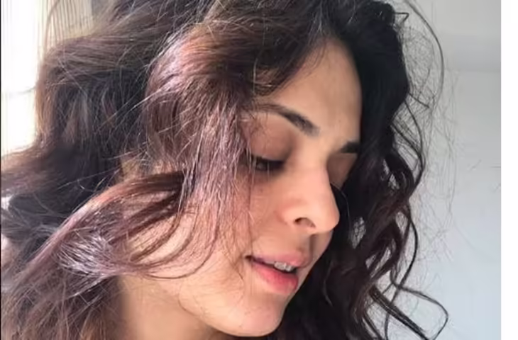 Anjana Sukhani Birthday: बॉलीवुड s लेकर पंजाबी सिनेमा तक धूम मचा चुकी है अंजना, एक क्लिक में पढ़िए एक्ट्रेस का पूरा फ़िल्मी सफर&nbsp;