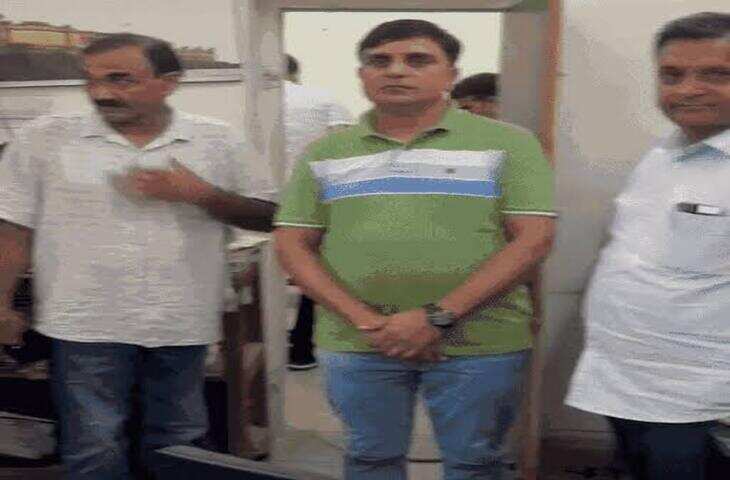 जयपुर कलेक्ट्रेट में रिश्वतखोरी का मामला: ADM (ईस्ट) के पीए पर FIR, 1 लाख रुपए लेते रंगे हाथ गिरफ्तार