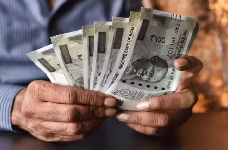 नौकरी छोड़कर शुरू करना चाहते है खुद का बिज़नेस तो सरकार दे रही 10 लाख तक का लोन, जाने कैसे उठाए फायदा&nbsp;