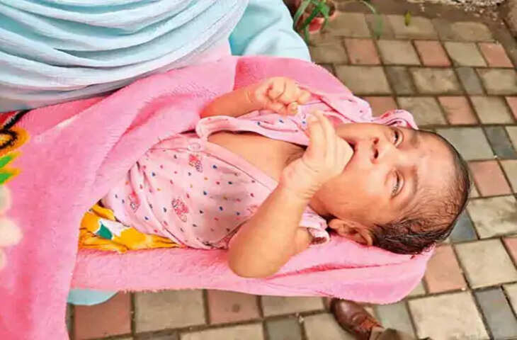 भोपाल रेलवे स्टेशन पर ऑटो में मिली एक महीने की मासूम, छोड़कर भागे युवक और दो महिलाएं; CCTV में कैद हुई पूरी वारदात