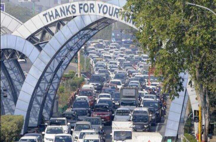 यीडा ने फिल्म सिटी को यमुना एक्सप्रेसवे से जोड़ने के लिए रैंप पर काम शुरू किया